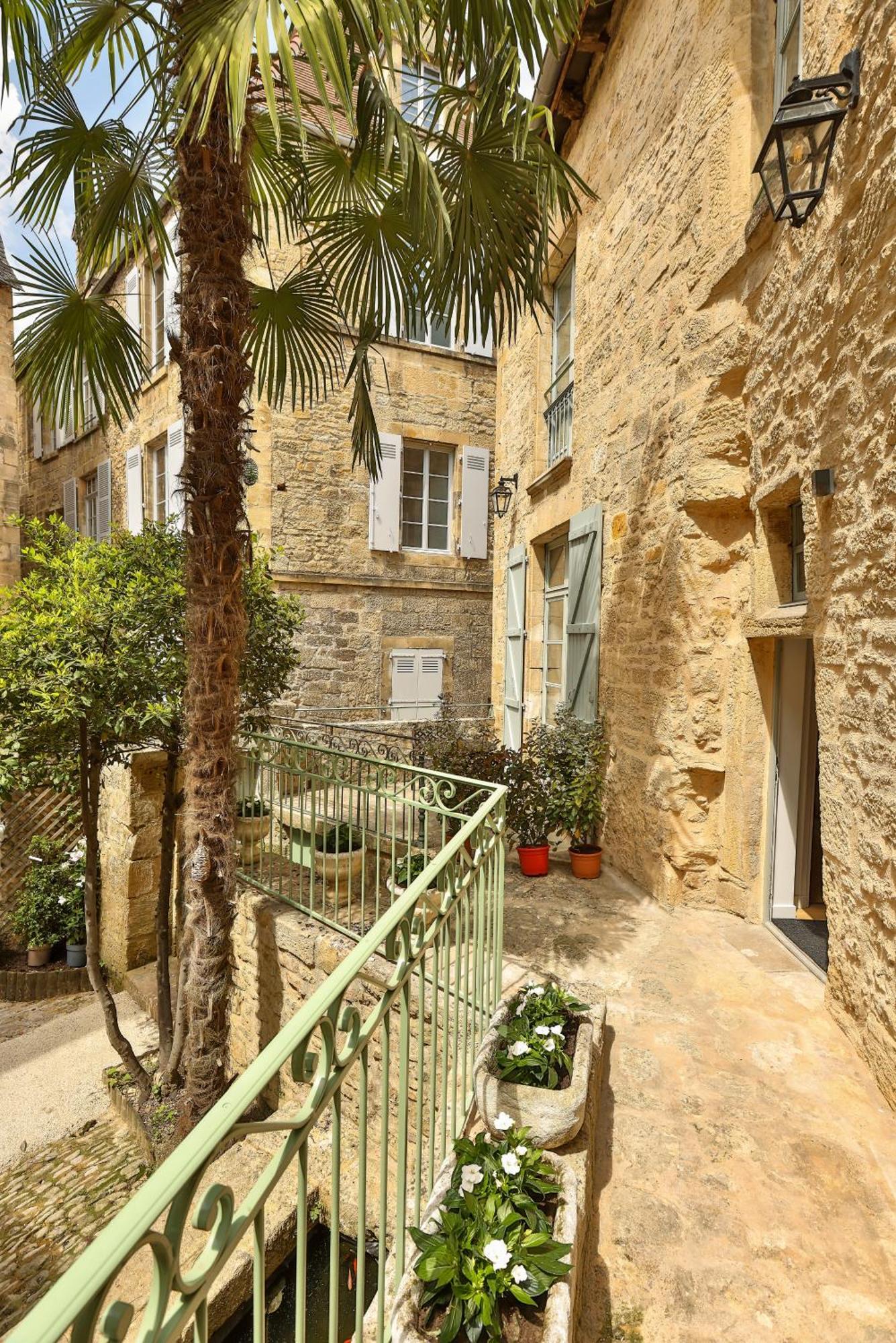 La Villa Des Consuls - Gite De Tourisme De Charme Sarlat-la-Canéda Eksteriør bilde
